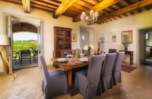 Gualdo Cattaneo Villa | 220 m² Villa ∙ 4 bedrooms ∙ 10 guests