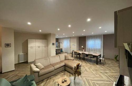 Piedimonte Etneo Villa | 220 m² Villa ∙ 5 bedrooms ∙ 10 guests