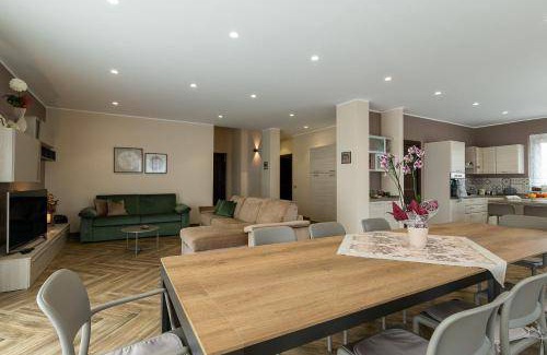 Piedimonte Etneo Villa | 220 m² Villa ∙ 5 bedrooms ∙ 10 guests
