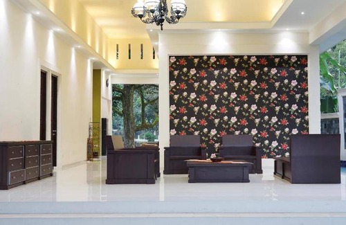 Pancawati Villa | 220 m² Villa ∙ 3 bedrooms ∙ 6 guests