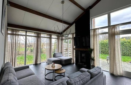 Zeewolde Villa | 220 m² Villa ∙ 3 bedrooms ∙ 10 guests