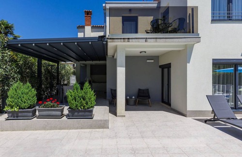 Spadici Villa | 220 m² Villa ∙ 4 bedrooms ∙ 9 guests