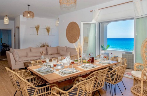 Skaleta Villa | 220 m² Villa ∙ 6 bedrooms ∙ 14 guests