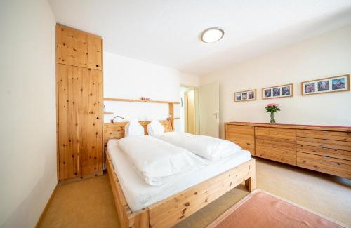 Vulpera Apartment | 2205 Schoen eingerichtete Wohnung mit stilvollem Flair