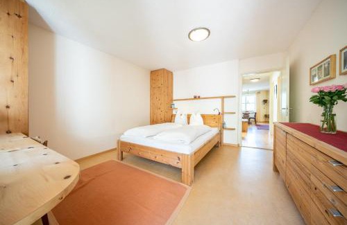 Vulpera Apartment | 2205 Schoen eingerichtete Wohnung mit stilvollem Flair
