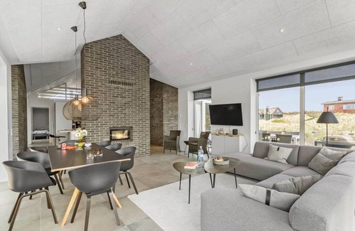 Blokhus House | 221 m² House ∙ 4 bedrooms ∙ 8 guests