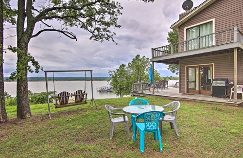 Longtown Apartment | 222 m² Apartment ∙ 2 bedrooms ∙ 8 guests