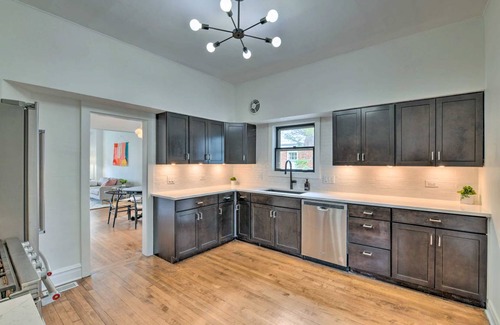 Oak Park Apartment | 222 m² Apartment ∙ 3 bedrooms ∙ 6 guests
