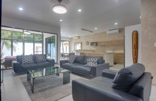 Villa Juarez House | 222 m² House ∙ 3 bedrooms ∙ 8 guests