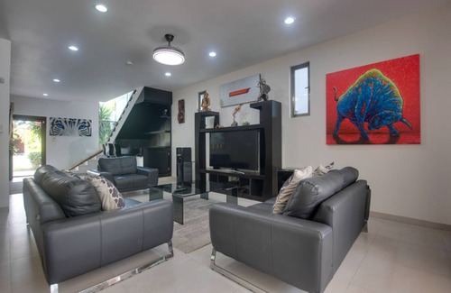 Villa Juarez House | 222 m² House ∙ 3 bedrooms ∙ 8 guests
