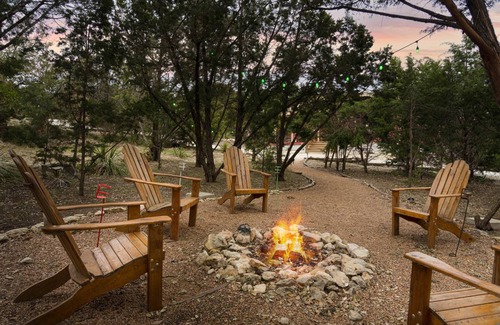 Canyon Lake House | 222 m² House ∙ 3 bedrooms ∙ 8 guests