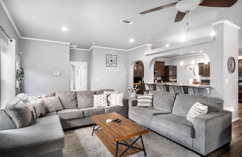 Canyon Lake House | 222 m² House ∙ 3 bedrooms ∙ 8 guests
