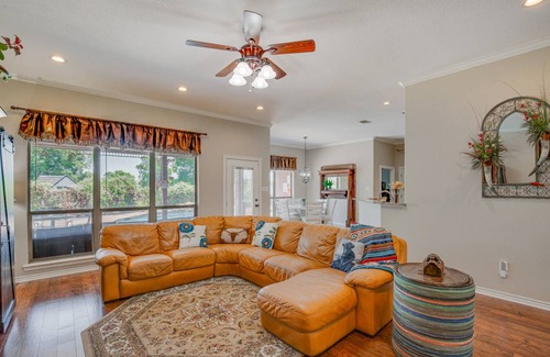 Stephenville House | 222 m² House ∙ 4 bedrooms ∙ 8 guests