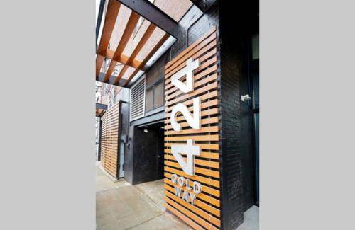 North Oakland Apartment | 223 m² Apartment ∙ 3 bedrooms ∙ 12 guests