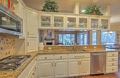 Brushy Bend Park House | 223 m² House ∙ 3 bedrooms ∙ 8 guests