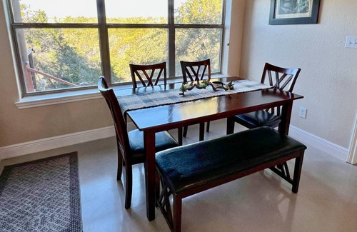 Dripping Springs House | 223 m² House ∙ 4 bedrooms ∙ 8 guests