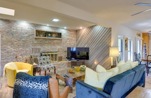 Abilene House | 223 m² House ∙ 3 bedrooms ∙ 10 guests