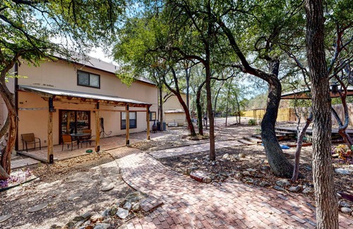 San Antonio House | 223 m² House ∙ 4 bedrooms ∙ 8 guests