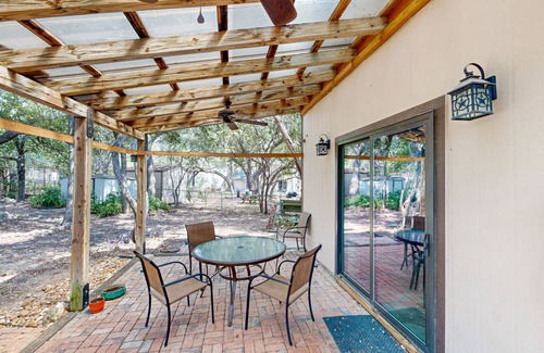 San Antonio House | 223 m² House ∙ 4 bedrooms ∙ 8 guests