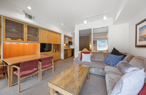 Olympic Valley Condo | 223 | Relaxing Studio – Spas, Sauna & Pool Too