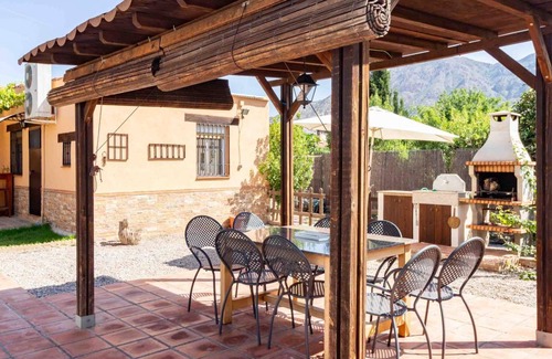 Niguelas Cottage | 225 m² Cabin ∙ 6 bedrooms ∙ 12 guests