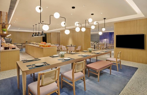 Bao'an Hotel | 225 m² Hotel ∙ 2 bedrooms ∙ 10 guests
