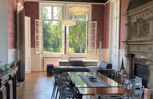 Saint-Jean-aux-Bois Apartment | 225m2 duplex flat in a chateau near Paris + pool