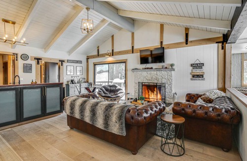 Running Springs House | 226 m² House ∙ 5 bedrooms ∙ 10 guests