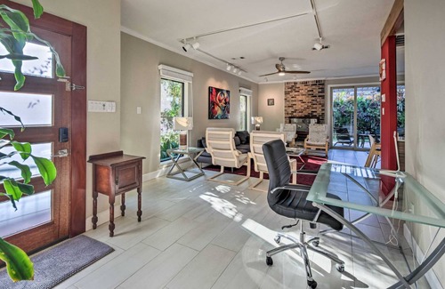 Boulevard Oaks House | 226 m² House ∙ 3 bedrooms ∙ 8 guests