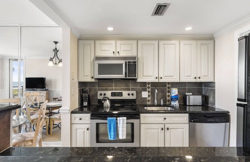 West Beach Village Condo | 2269 Shipwatch: 1BR Oceanfront/Oceanview Villa, Credit for Bikes/Beach Gear