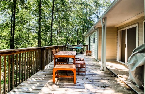 Clarkesville House | 227 m² House ∙ 3 bedrooms ∙ 7 guests