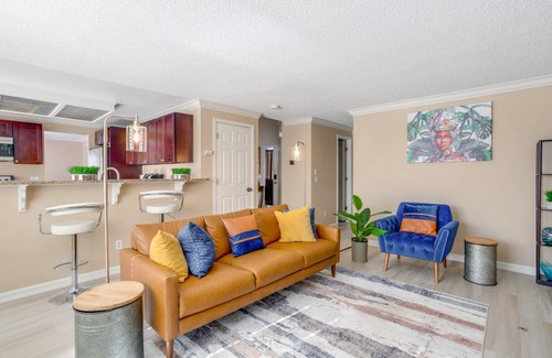 Centennial House | 227 m² House ∙ 4 bedrooms ∙ 8 guests