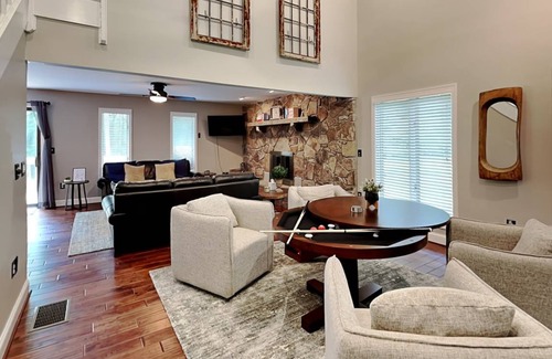 Blakeslee House | 227 m² House ∙ 4 bedrooms ∙ 12 guests