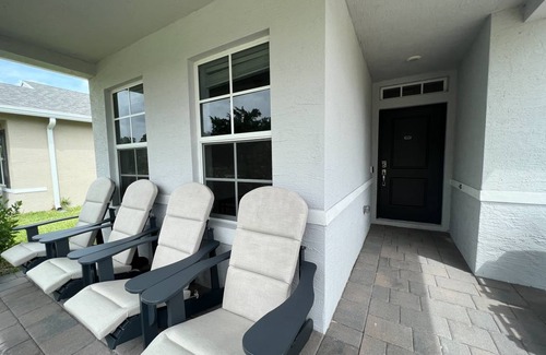 Stuart House | 227 m² House ∙ 4 bedrooms ∙ 9 guests