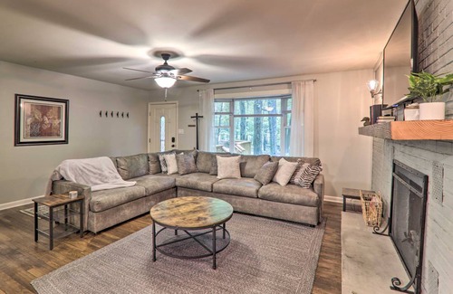 Locust Lake Village House | 228 m² House ∙ 5 bedrooms ∙ 10 guests