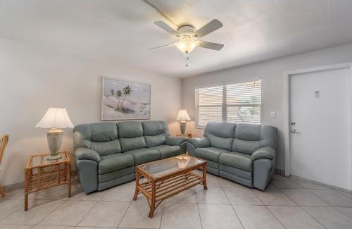 Madeira Beach House | 229 Surf Song Resort