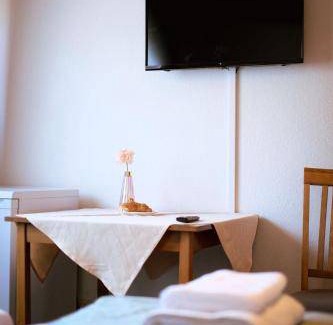 Mayen Hotel | 23 m² Hotel ∙ 3 guests
