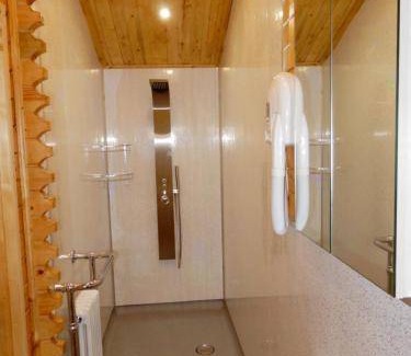 Welsh Frankton Cabin | 23 m² Lodge ∙ 2 guests