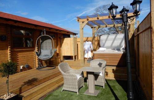 Welsh Frankton Cabin | 23 m² Lodge ∙ 2 guests
