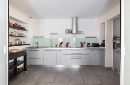 Richebourg - Saint-Clement Apartment | 230 m² Apartment ∙ 4 bedrooms ∙ 7 guests