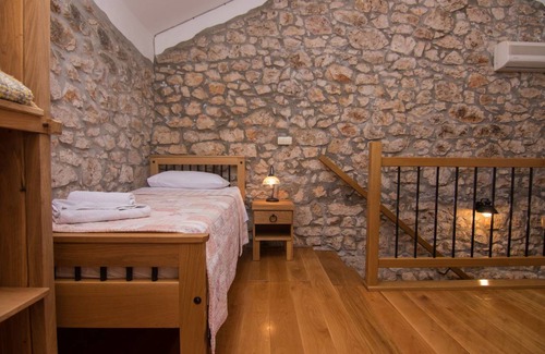 Sveti Ivan Dobrinjski House | 230 m² House ∙ 5 bedrooms ∙ 14 guests