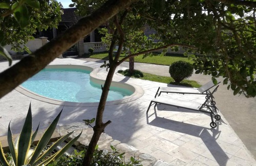 Mirandol-Bourgnounac House | 230 m² Gîte ∙ 4 bedrooms ∙ 9 guests