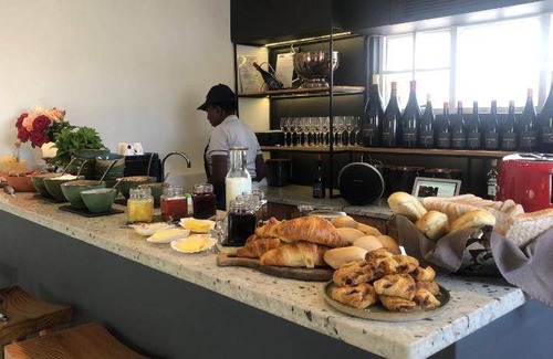 Paarl Hotel | 230 m² Hotel ∙ 10 guests