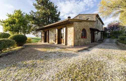 Chianni House | 230 m² House ∙ 4 bedrooms ∙ 8 guests