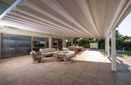 Pefkochori Villa | 230 m² Villa ∙ 4 bedrooms ∙ 8 guests