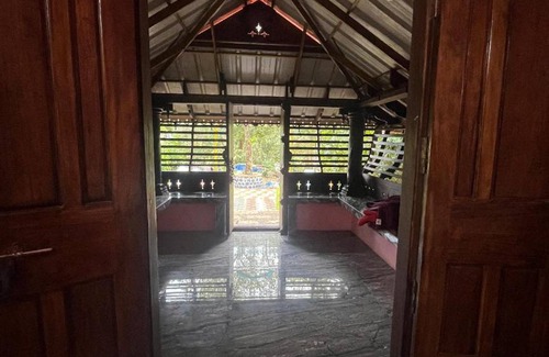 Elappara House | 2300 m² Bungalow ∙ 4 bedrooms ∙ 3 guests