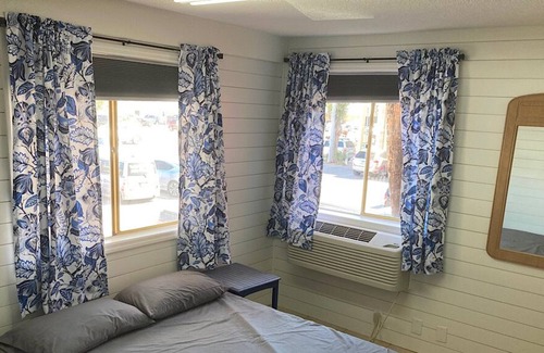 Panama City Beach Condo | 231-B Ambassador complex