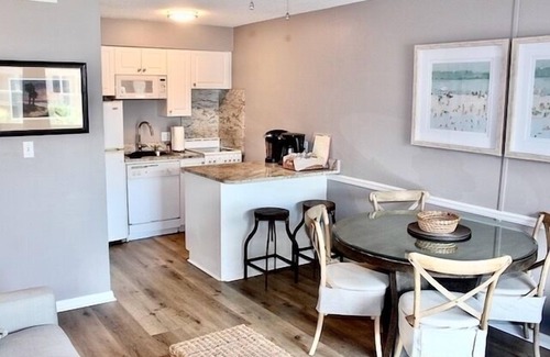 North Forest Beach Condo | #232 Breakers Beautiful Beach Front. Best location on Hilton Head! King Bed!