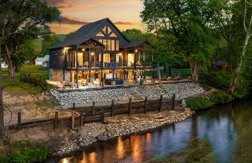 Townsend Cabin | 232 m² Cabin ∙ 3 bedrooms ∙ 12 guests