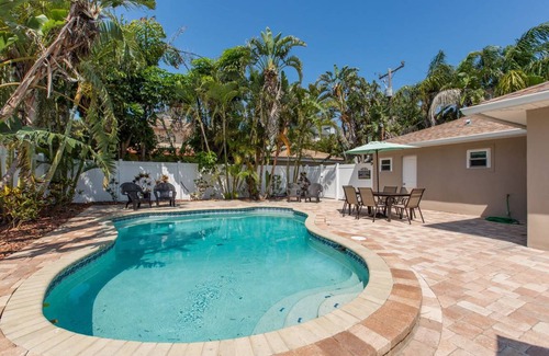 Clearwater Beach House | 232 m² House ∙ 7 bedrooms ∙ 20 guests